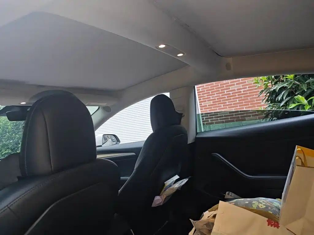 Tesla Model 3 — миниатюра 19