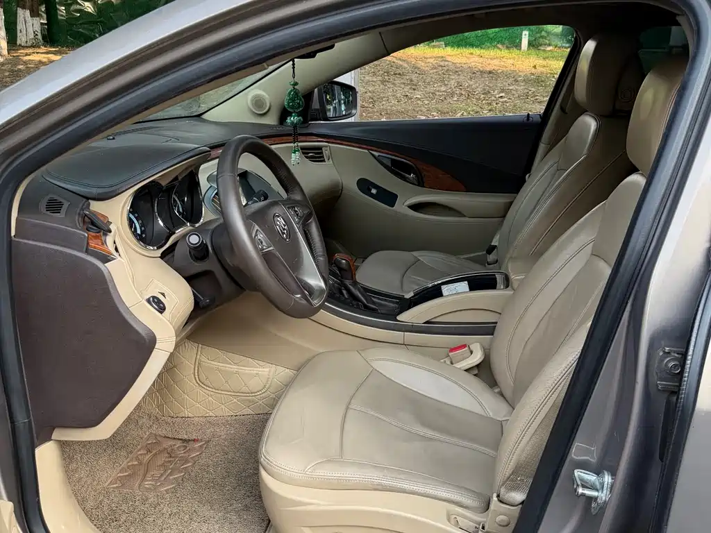 Buick LaCrosse 2012 2.4L SIDI