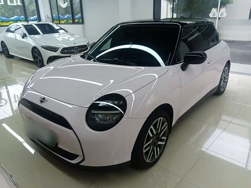 MINI MINI COOPER EV — миниатюра 2