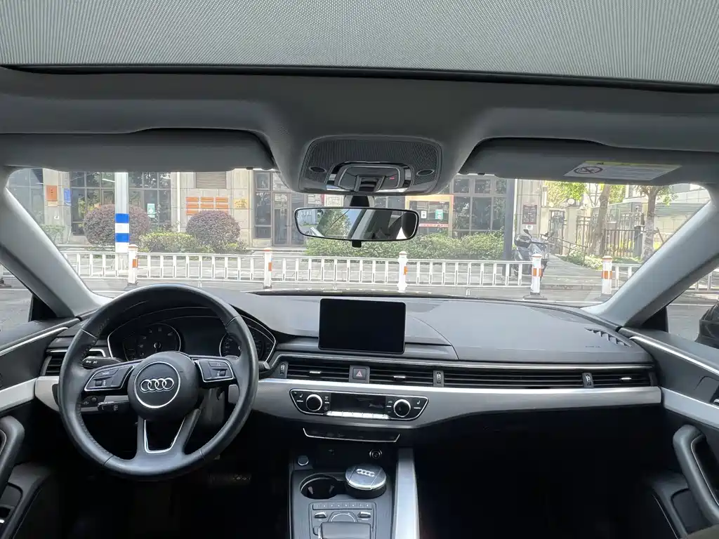 Audi A5 (Import) — миниатюра 10