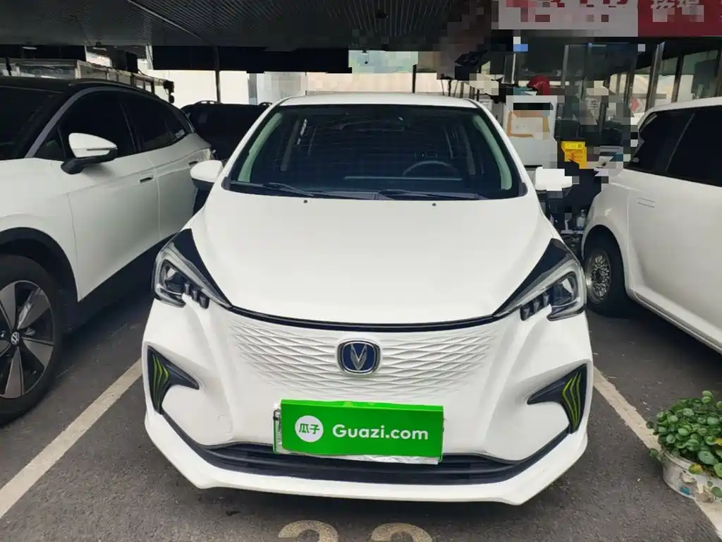 Changan Benben E-Star — миниатюра 3
