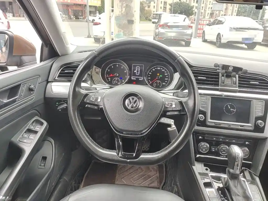Volkswagen Lamando — миниатюра 11