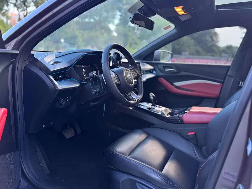 MG MG5 — миниатюра 7
