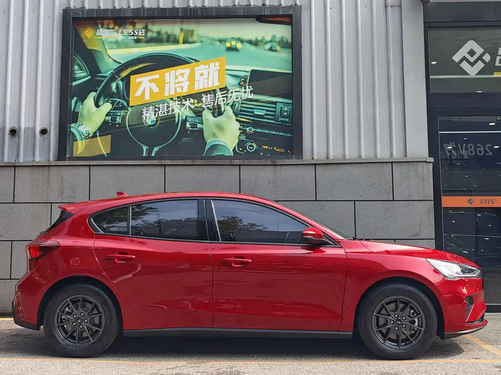 Ford Focus — миниатюра 5