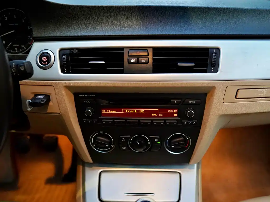 BMW 3 Series (Import) — миниатюра 9