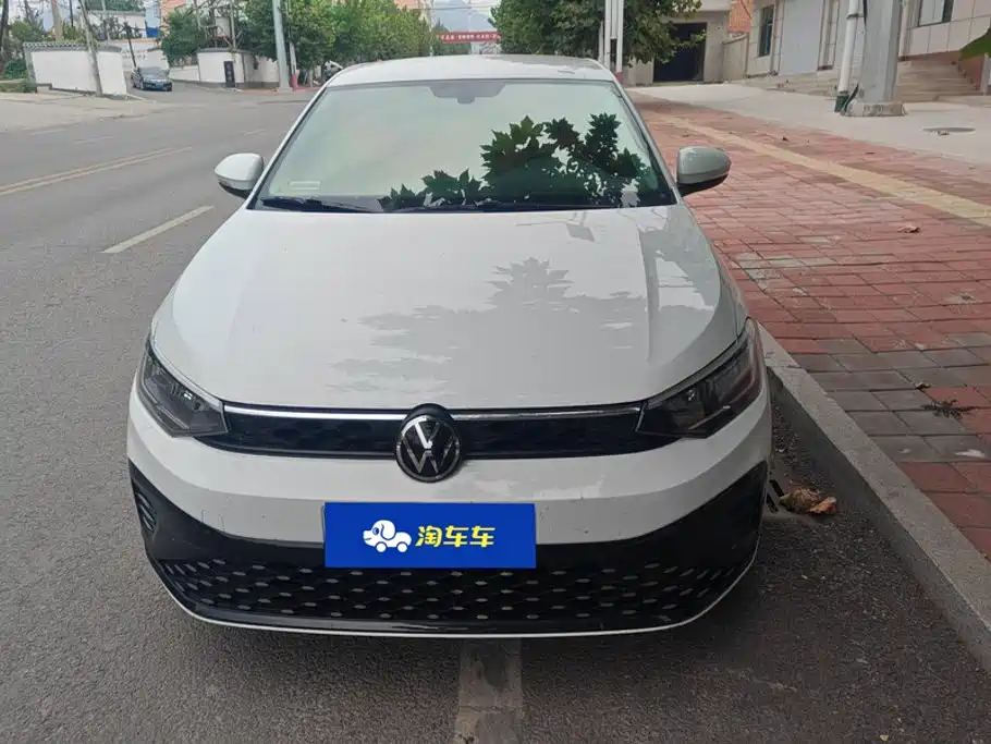 Volkswagen Lavida — миниатюра 2