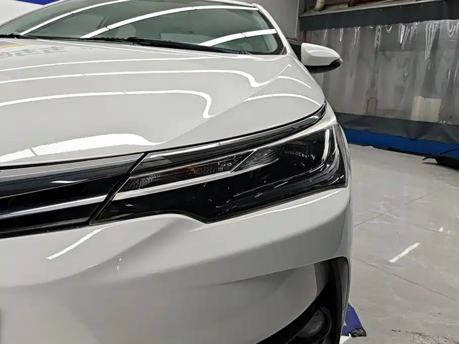 Toyota Corolla — миниатюра 5