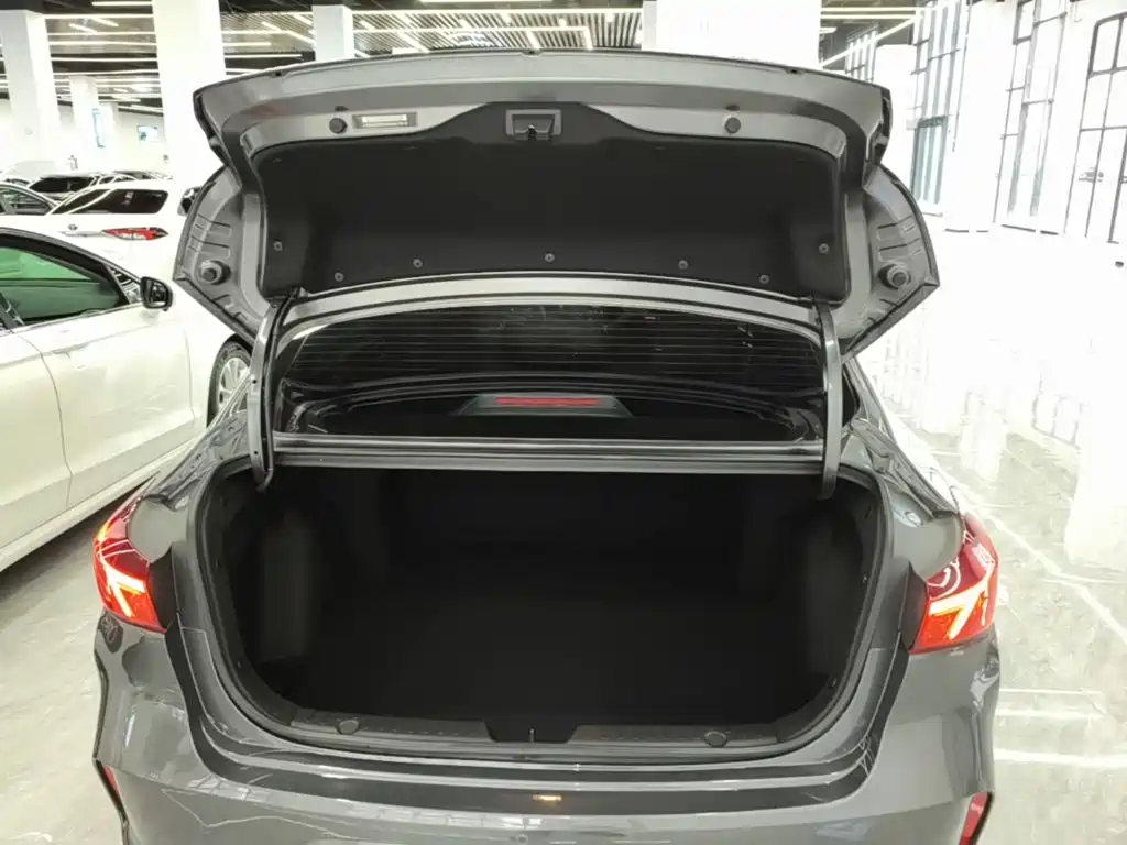 Changan Eado — миниатюра 18