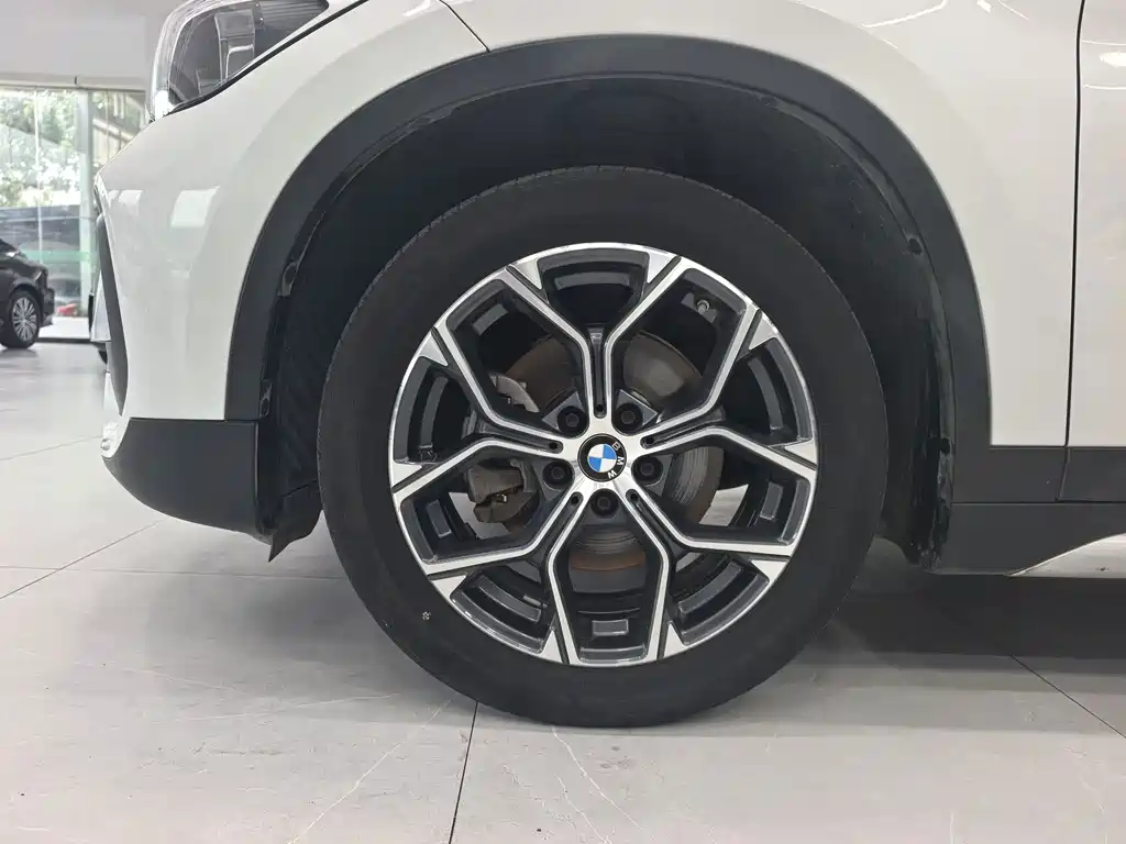 BMW X1 — миниатюра 21