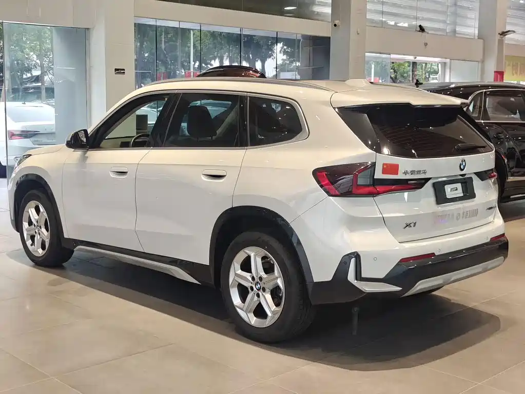 BMW X1 — миниатюра 6
