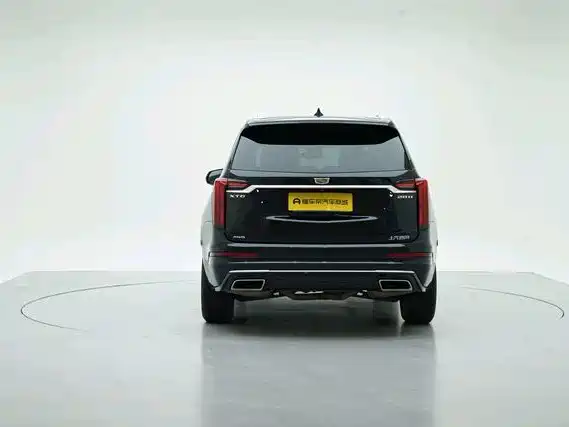 Cadillac XT6 — миниатюра 8