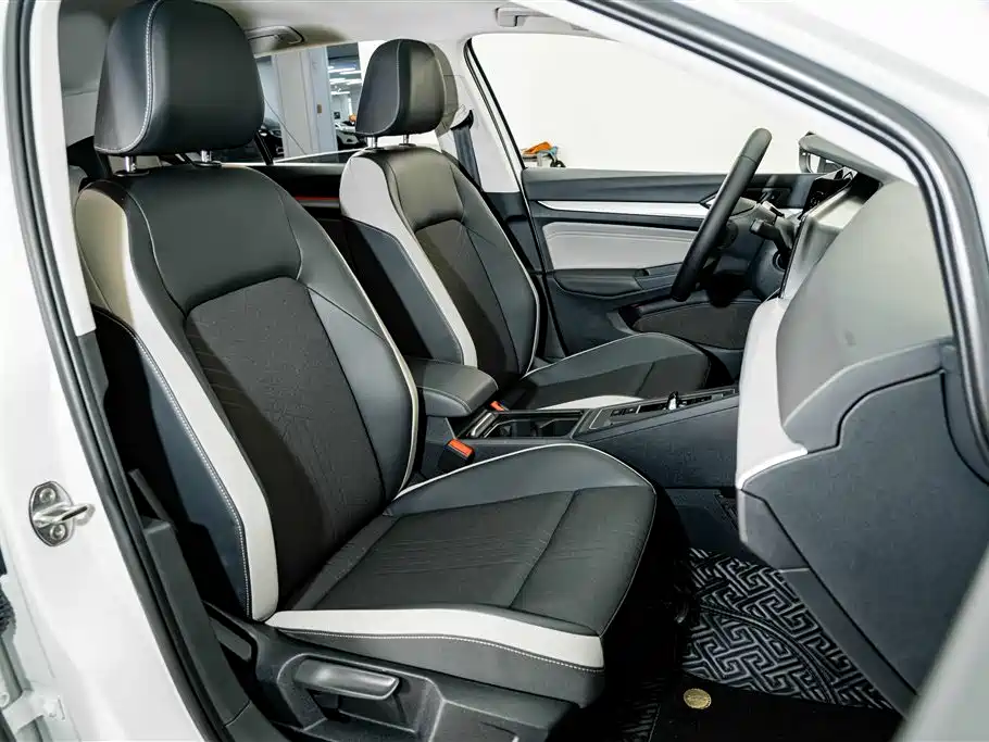 Volkswagen Golf — миниатюра 19