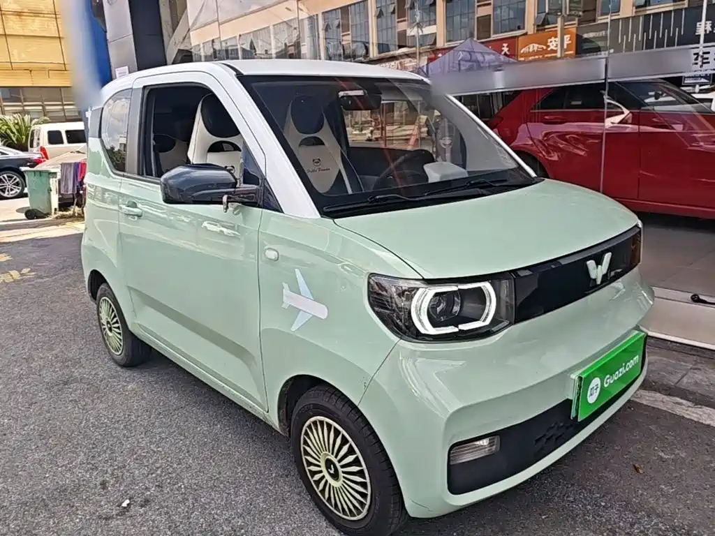 Wuling MINIEV — миниатюра 4