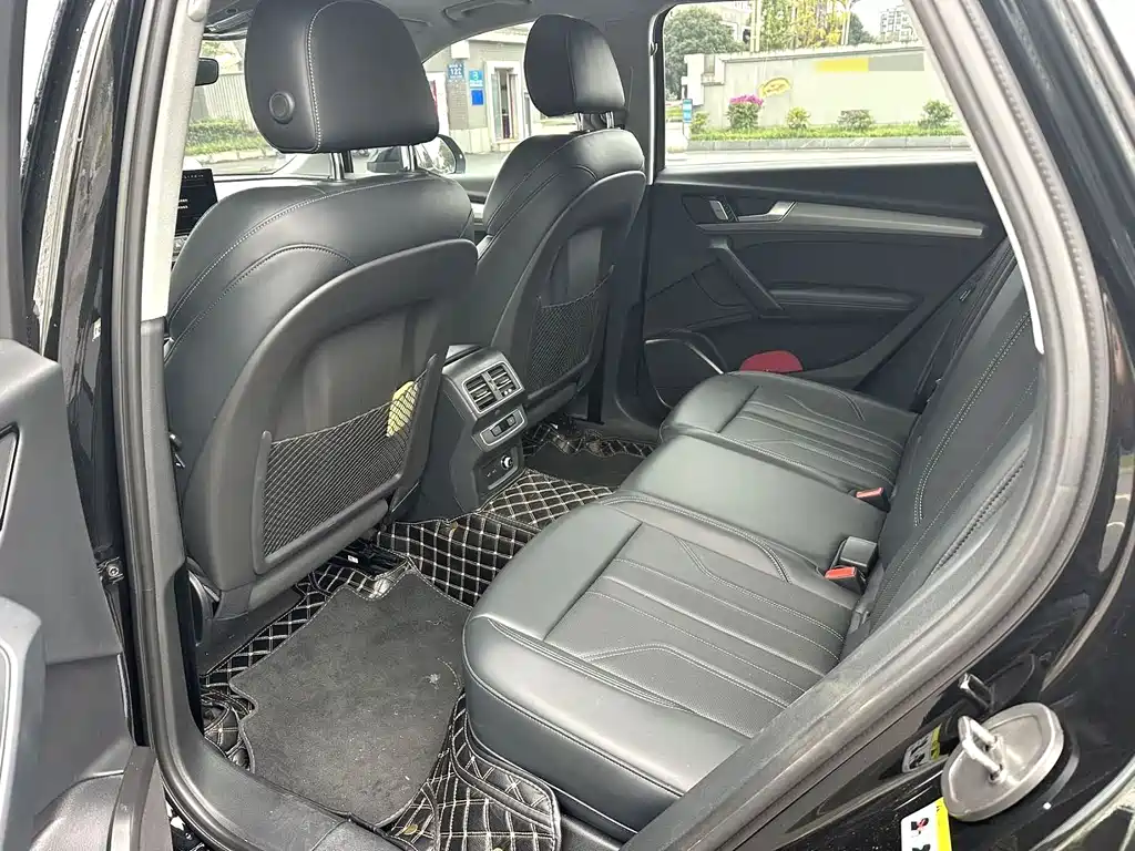 Audi Q5L — миниатюра 8