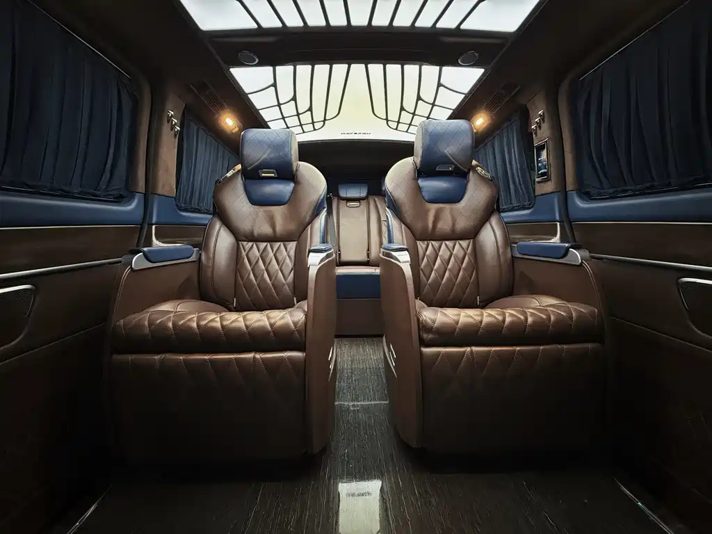 Mercedes-Benz V-Class — миниатюра 2