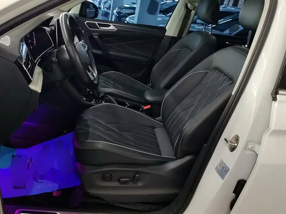 Volkswagen Tiguan L — миниатюра 9