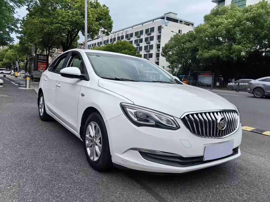 Buick Excelle — миниатюра 3