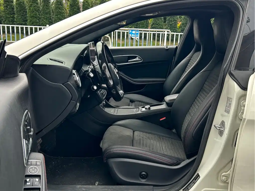 Mercedes-Benz CLA 2015 CLA 220 4MATIC
