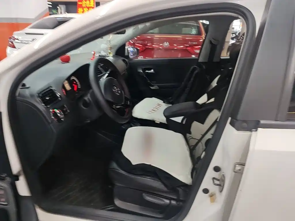 Volkswagen Polo — миниатюра 15