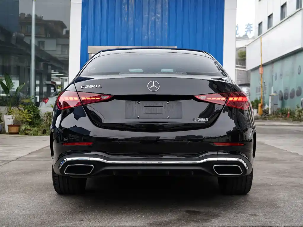 Mercedes-Benz C-Class — миниатюра 14