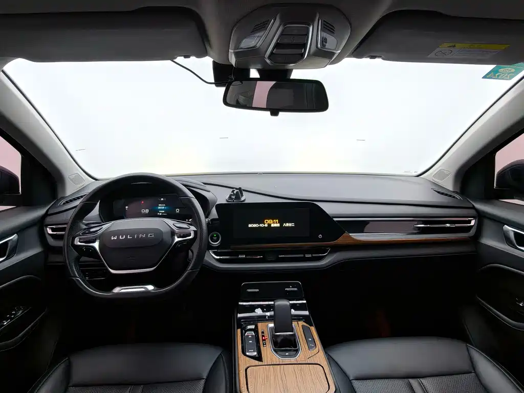 Wuling Victory — миниатюра 10