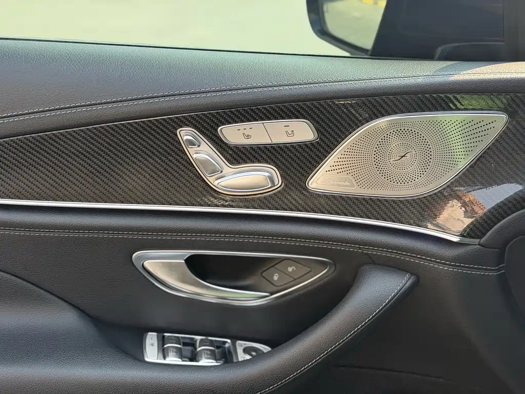 Mercedes-Benz AMG GT — миниатюра 8