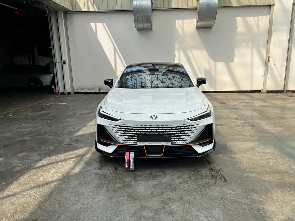 Changan UNI-V — миниатюра 2