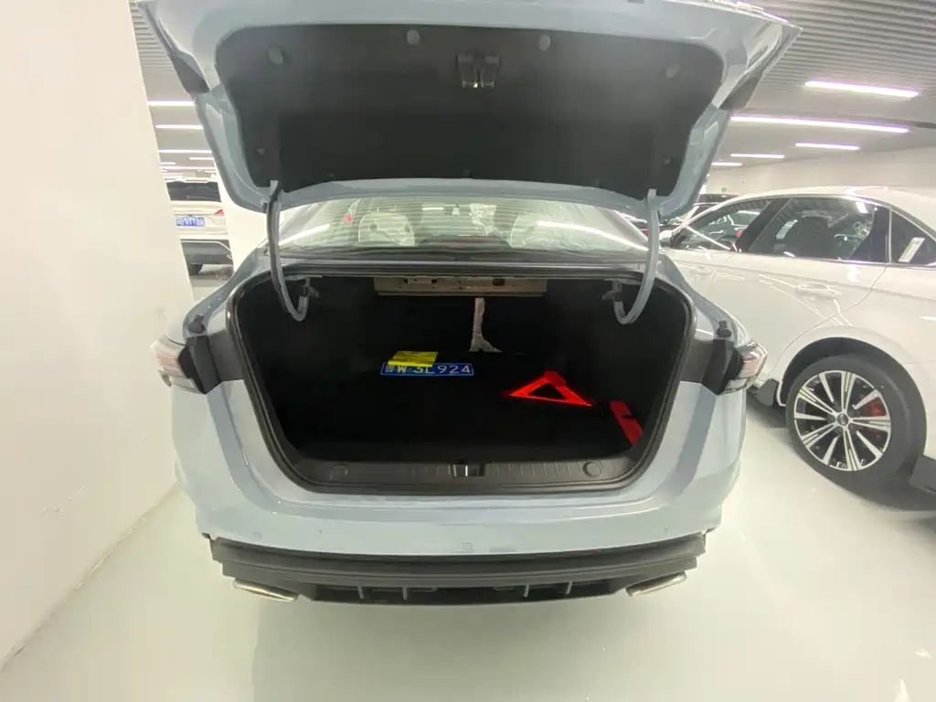 Geely Binrui — миниатюра 10