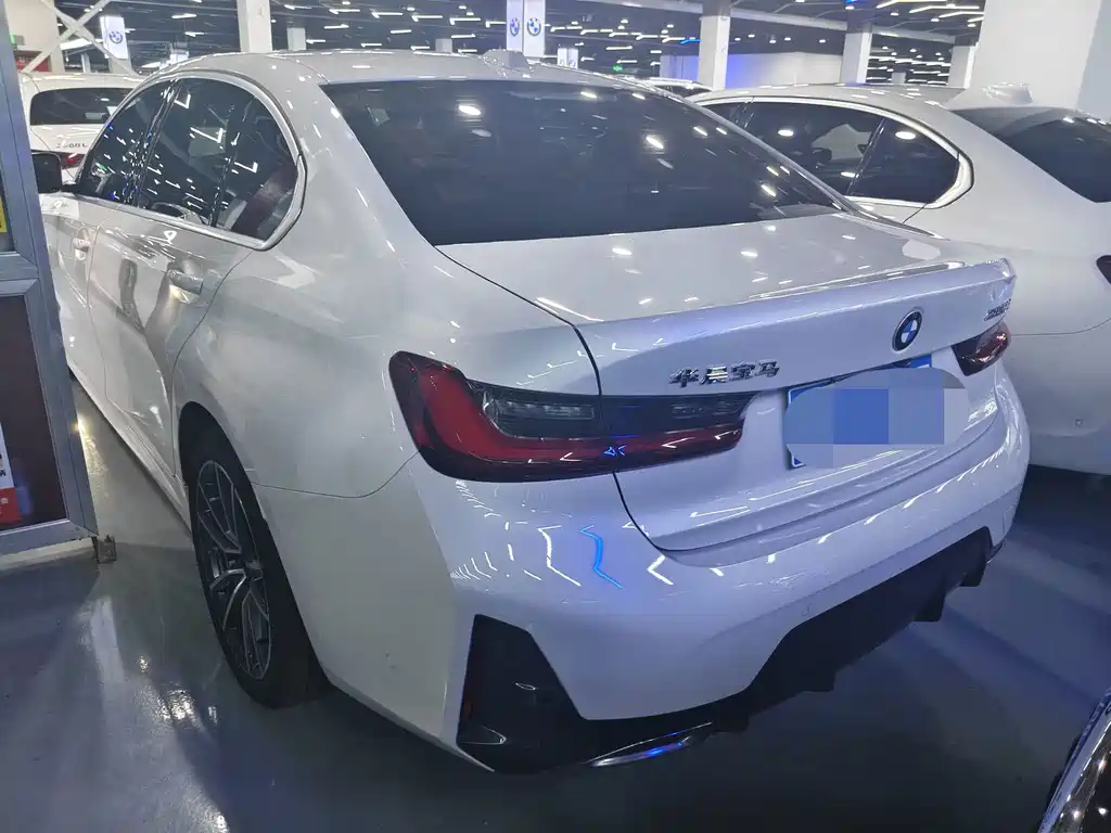BMW 3 Series — миниатюра 20