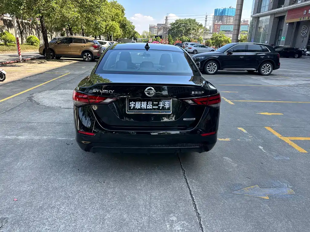 Nissan Sylphy — миниатюра 5