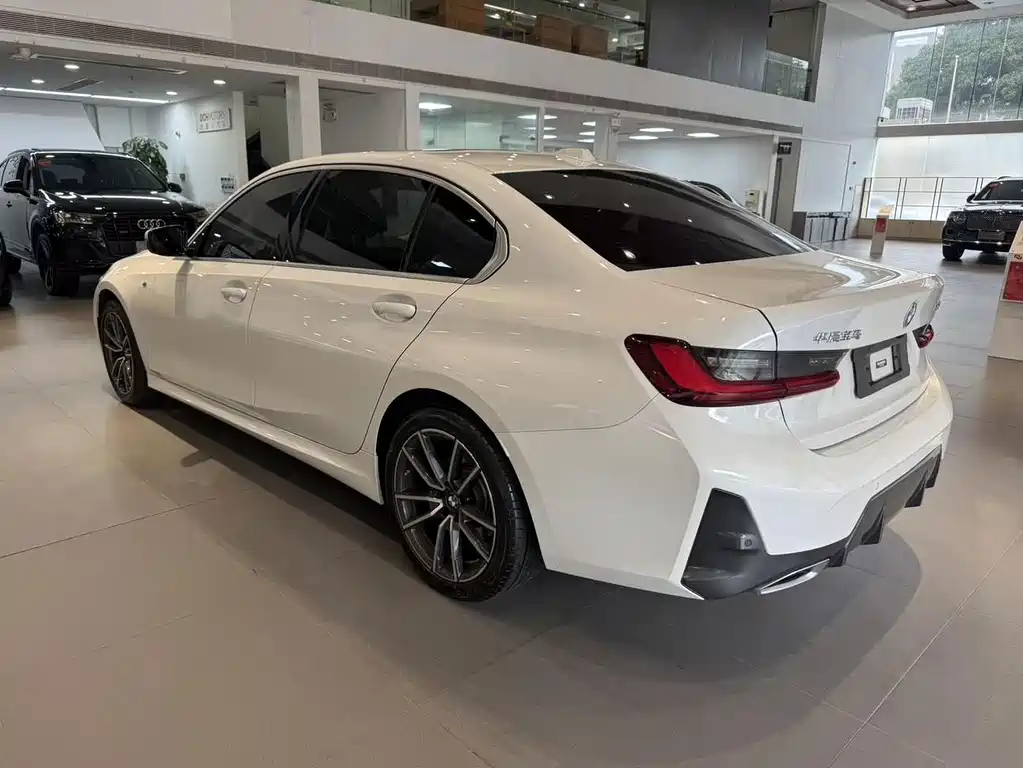 BMW 3 Series — миниатюра 6