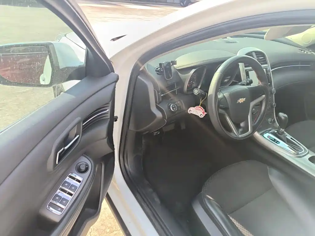 Chevrolet Malibu — миниатюра 16