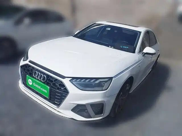 AUDI  A4L 2021