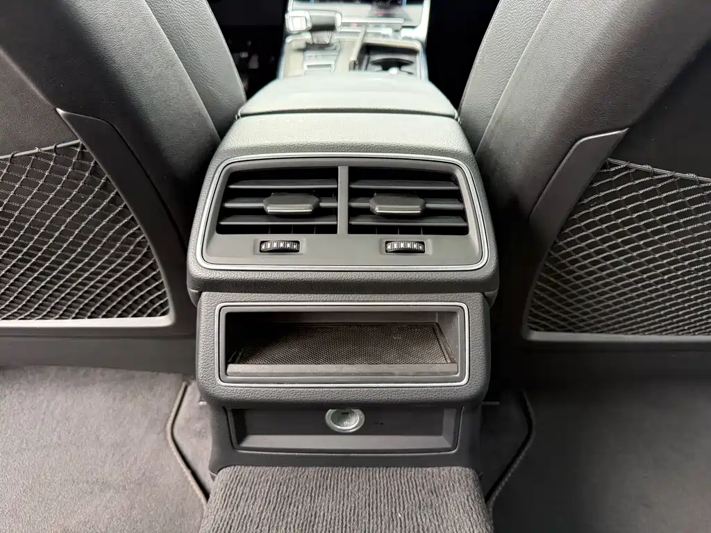 Audi A6L — миниатюра 17