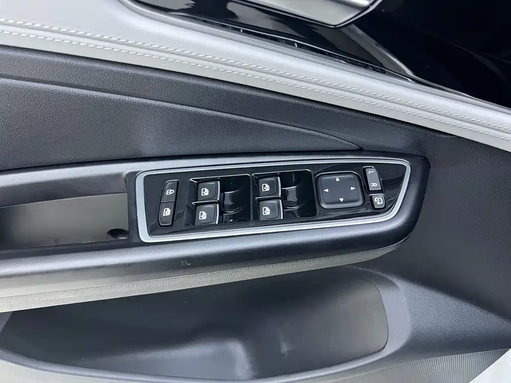 Jetta VS7 — миниатюра 7