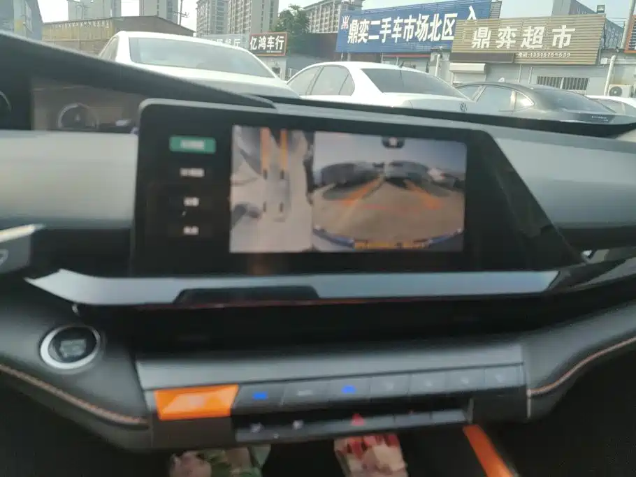 Changan UNI-V — миниатюра 13