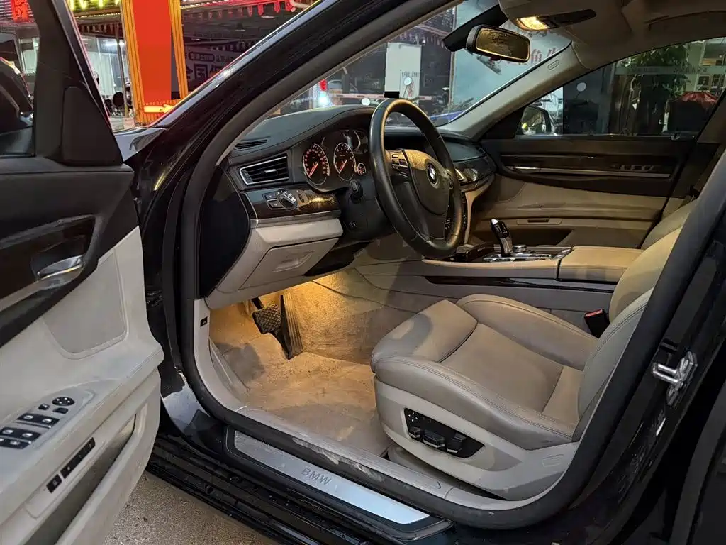 BMW 7 Series 7 2009 730Li Luxury