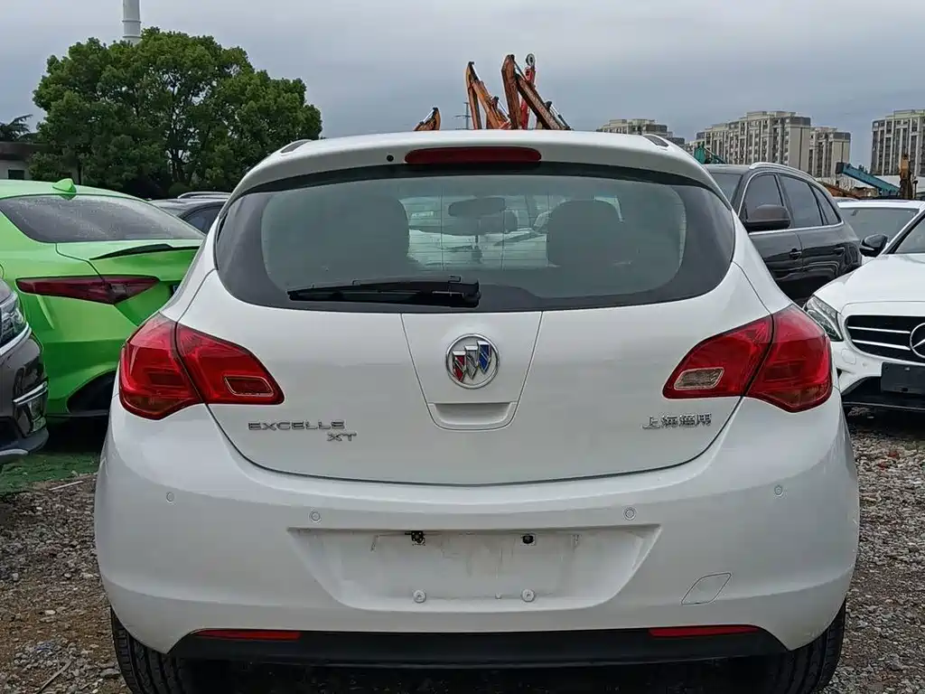 Buick Excelle — миниатюра 4