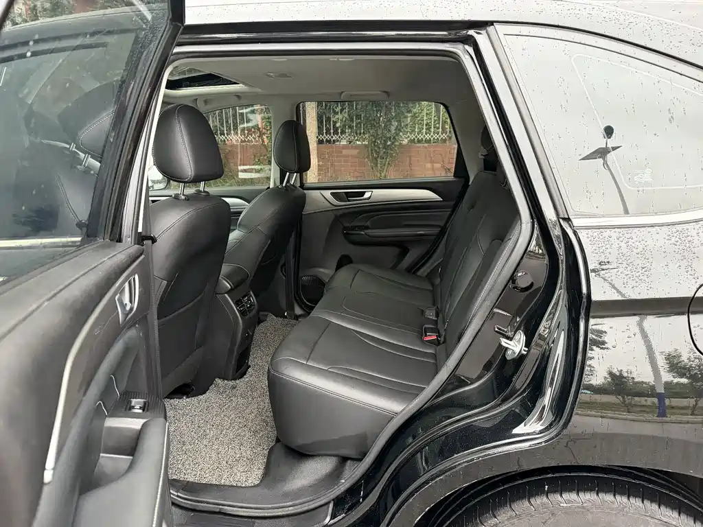 Haval M6 — миниатюра 11
