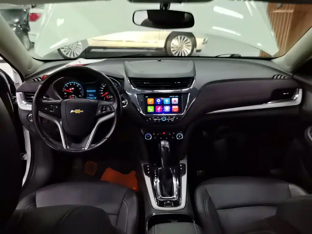 Chevrolet Malibu — миниатюра 10