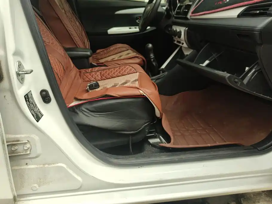 Toyota Vios — миниатюра 8