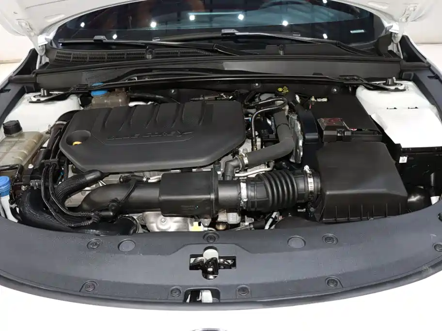 Changan UNI-V 2.0T Leader Speed Edition, фото 19