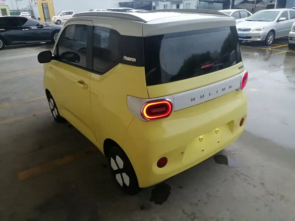 Wuling MINIEV — миниатюра 5