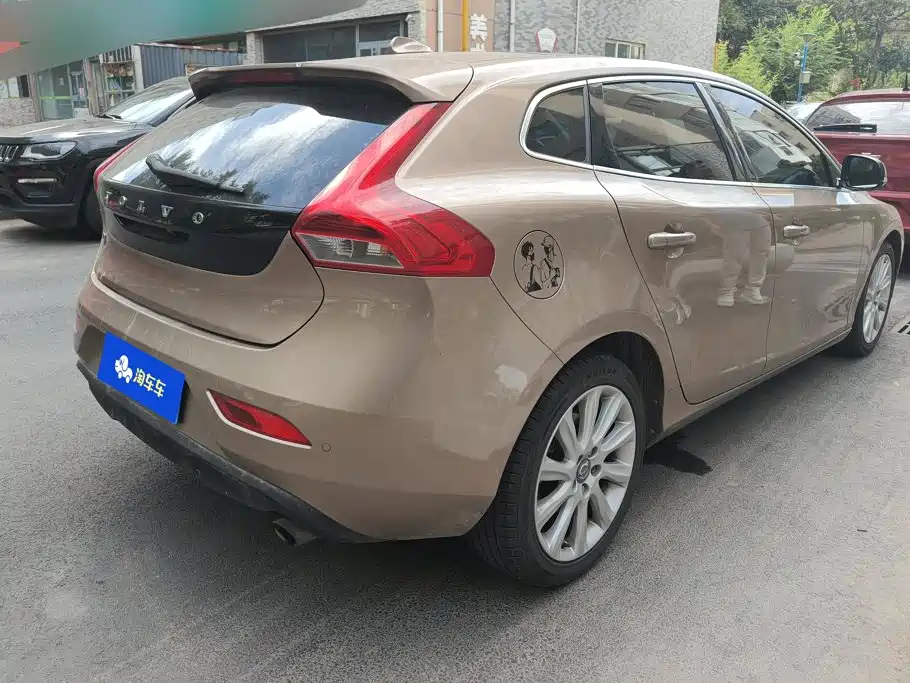 Volvo V40 — миниатюра 3
