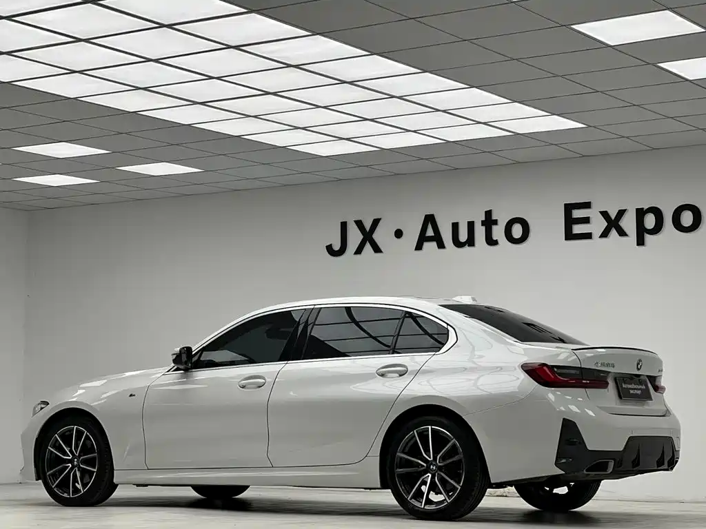 BMW 3 Series — миниатюра 7