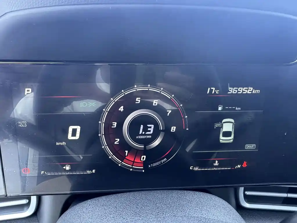 Hyundai Elantra — миниатюра 11