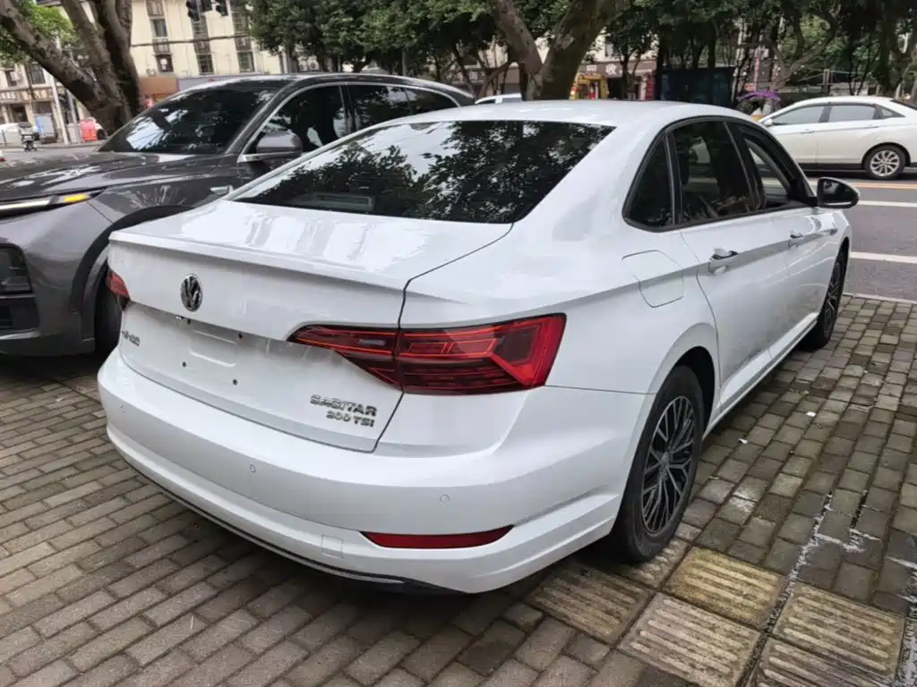 Volkswagen Sagitar 2019 200TSI DSG Comfort VI