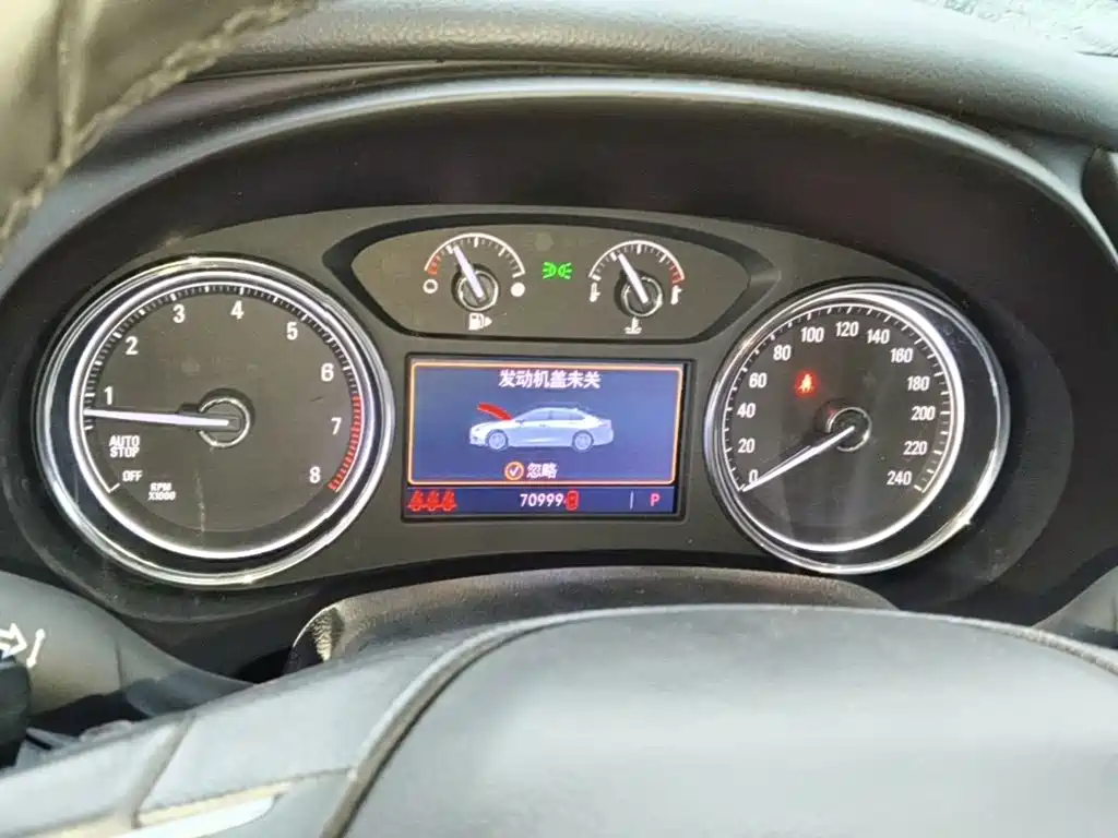 Buick LaCrosse — миниатюра 12