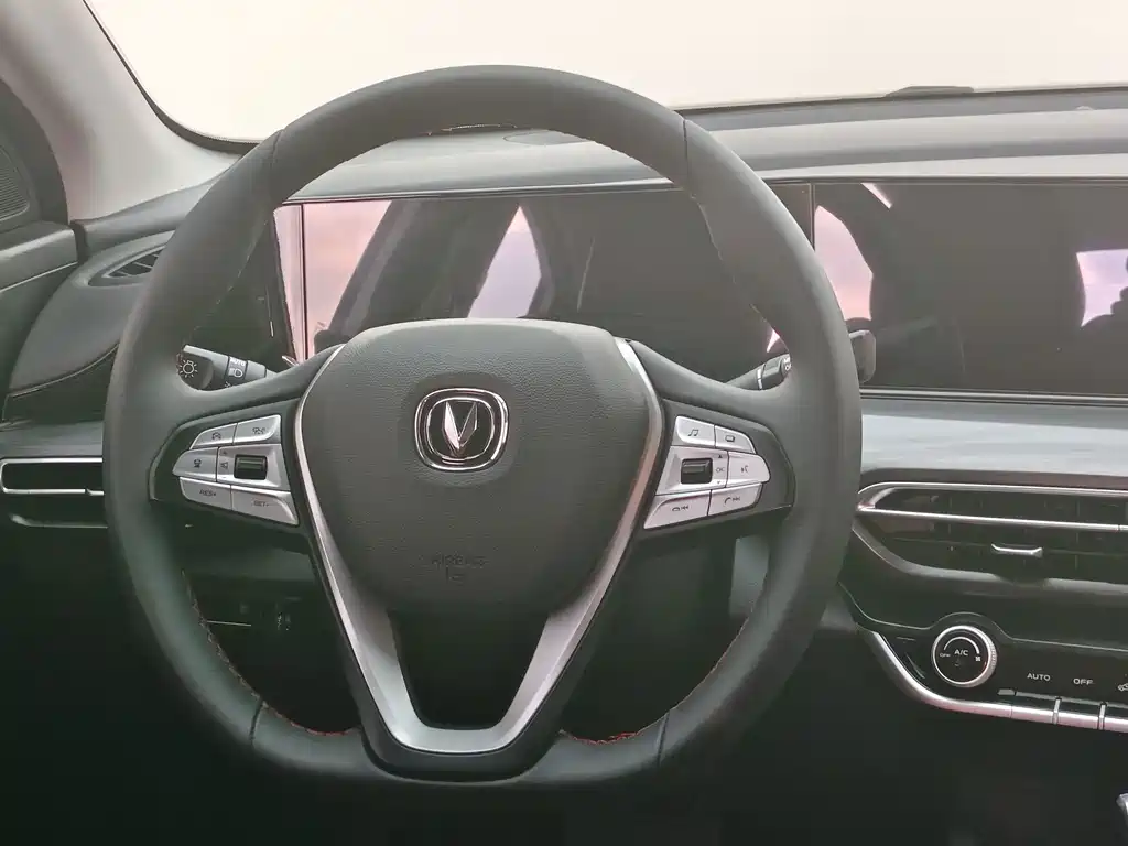 Changan Eado — миниатюра 7