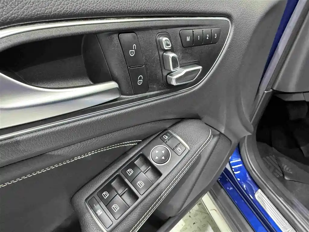 Mercedes-Benz GLA — миниатюра 20